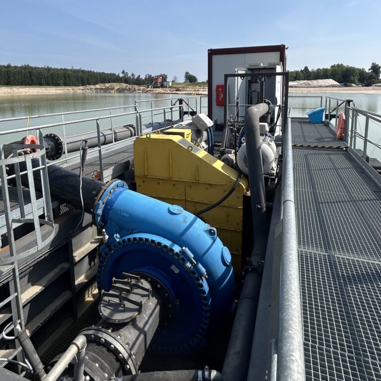 Read more about the article Naprawa falownika Danfoss VLT Aqua Drive FC 202 – błąd A29 (temperatura radiatora)